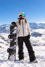 Persona con snowboard y gafas Snowryx (imagen de ambiente)